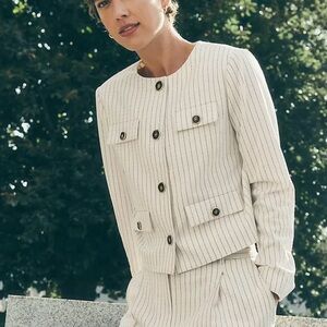 Ann Taylor Cream Pinstripe Blazer crop sz 12p New